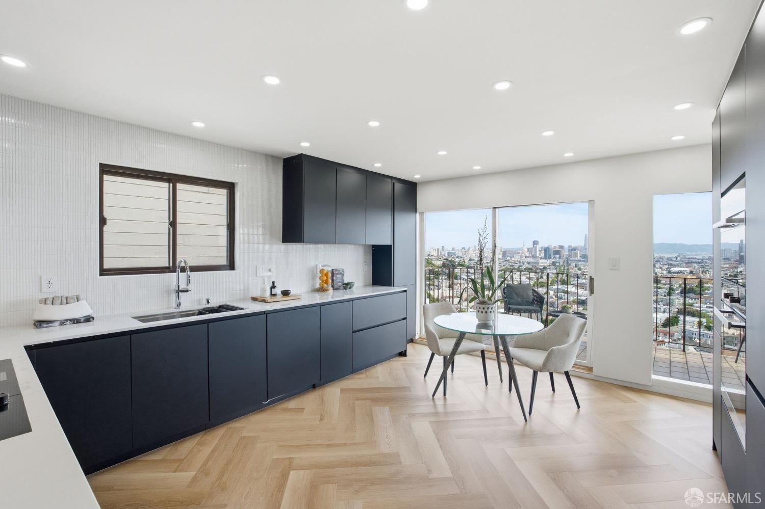 170 Corwin, San Francisco, CA, 94114