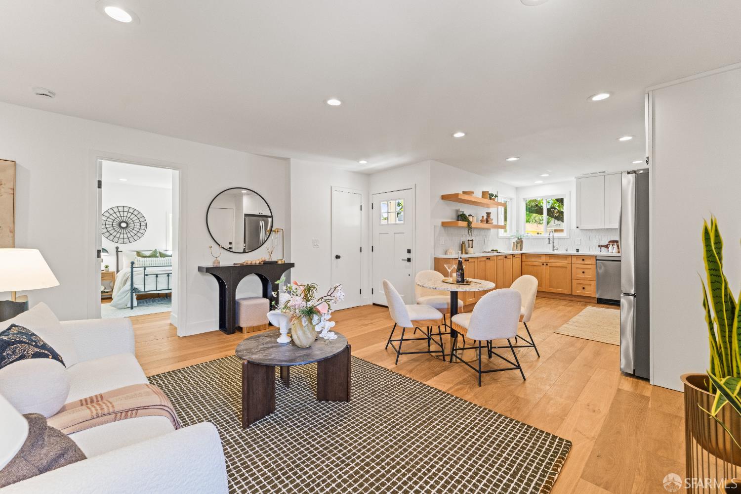 Detail Gallery Image 7 of 64 For 40 Ottawa St, San Mateo,  CA 94401 - 3 Beds | 3 Baths