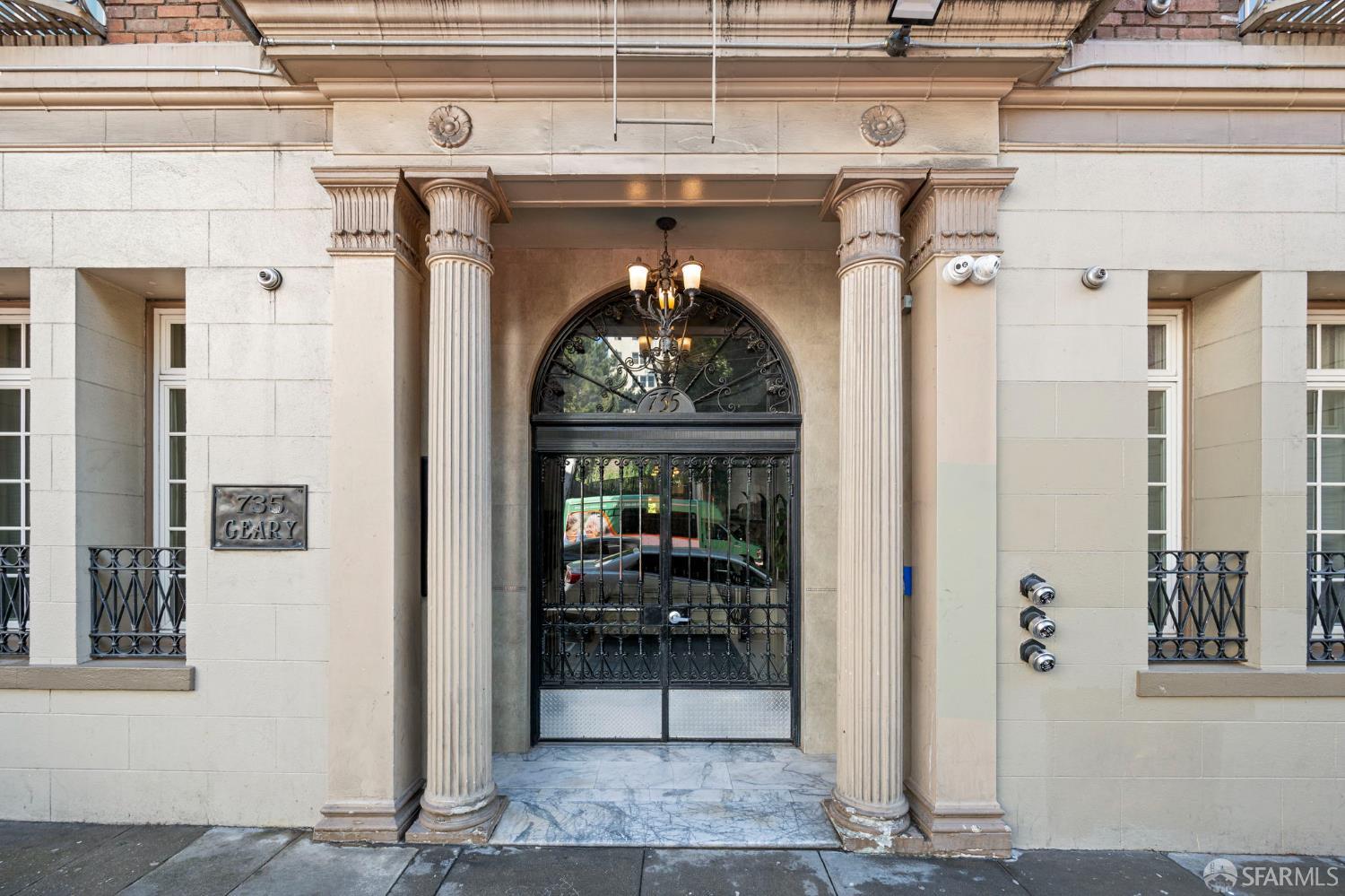 Photo #7: 426122002 Listing: Photo #7