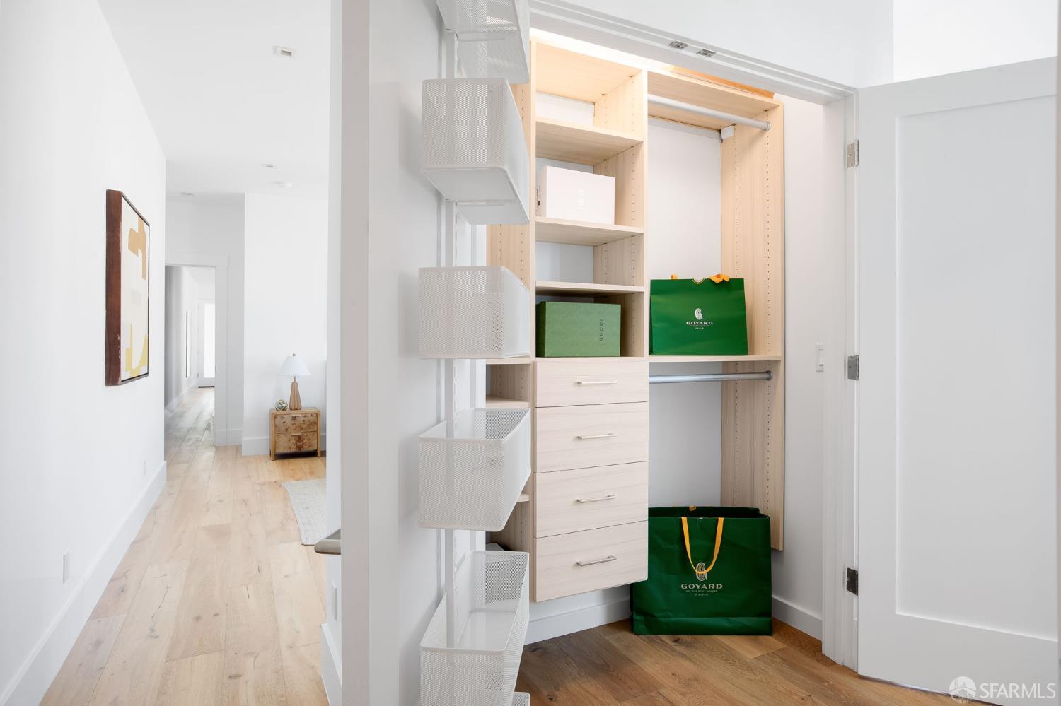 Photo #16: 426122485 Listing: Photo #16