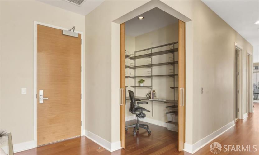 Photo #6: 426122188 Listing: Photo #6