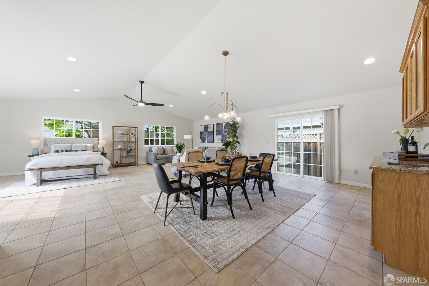 Detail Gallery Image 28 of 52 For 1728 Hubbard Ave, San Leandro,  CA 94579 - 3 Beds | 2/1 Baths