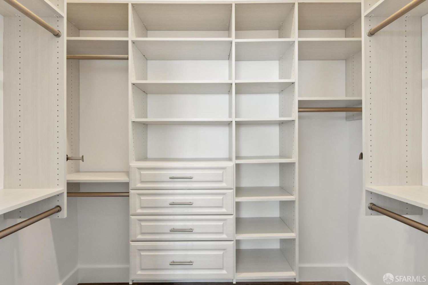 Detail Gallery Image 21 of 50 For 1121 Summer Ave, Burlingame,  CA 94010 - 3 Beds | 2/1 Baths