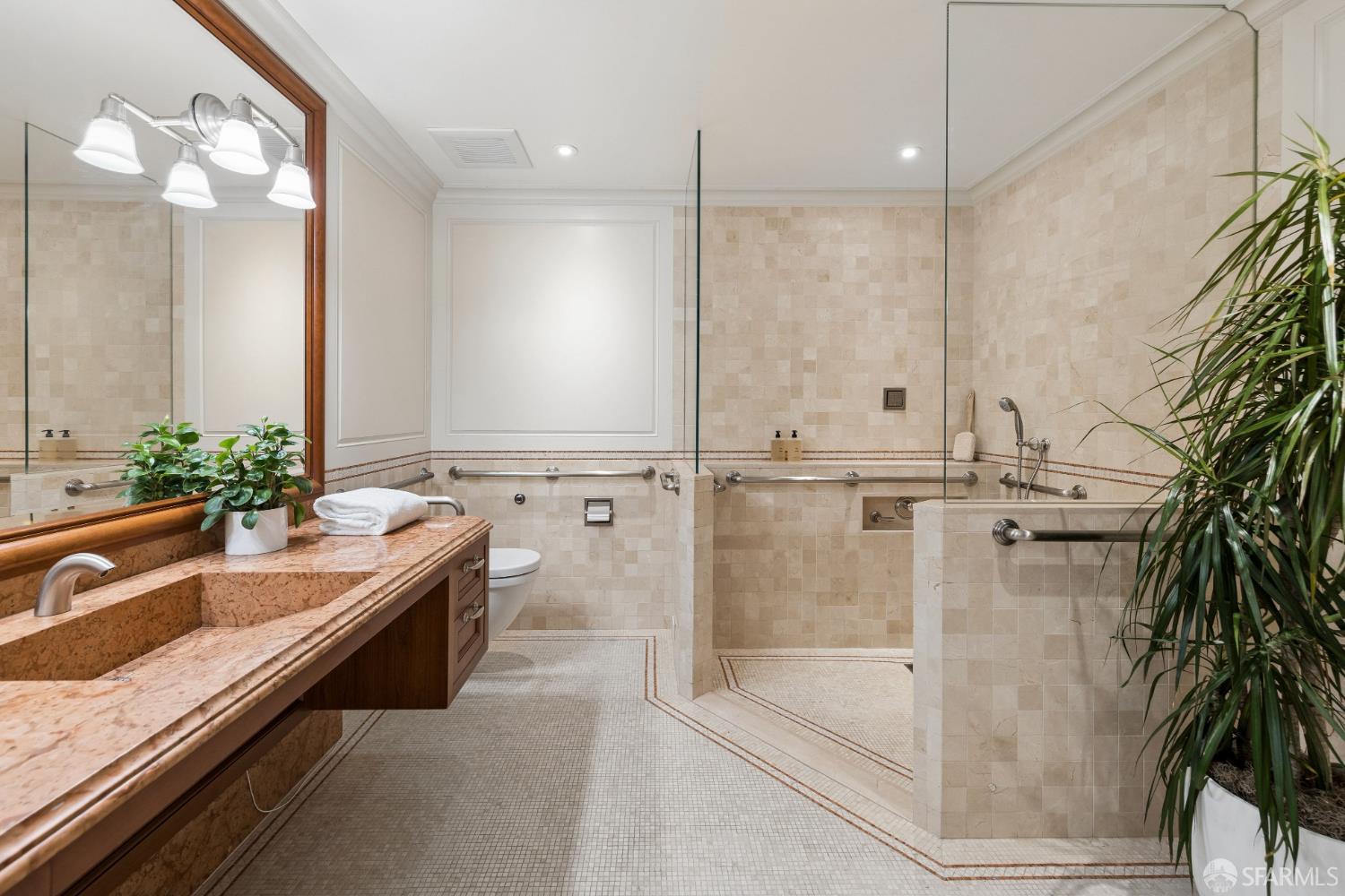 Photo #26: 426110092 Listing: Photo #26