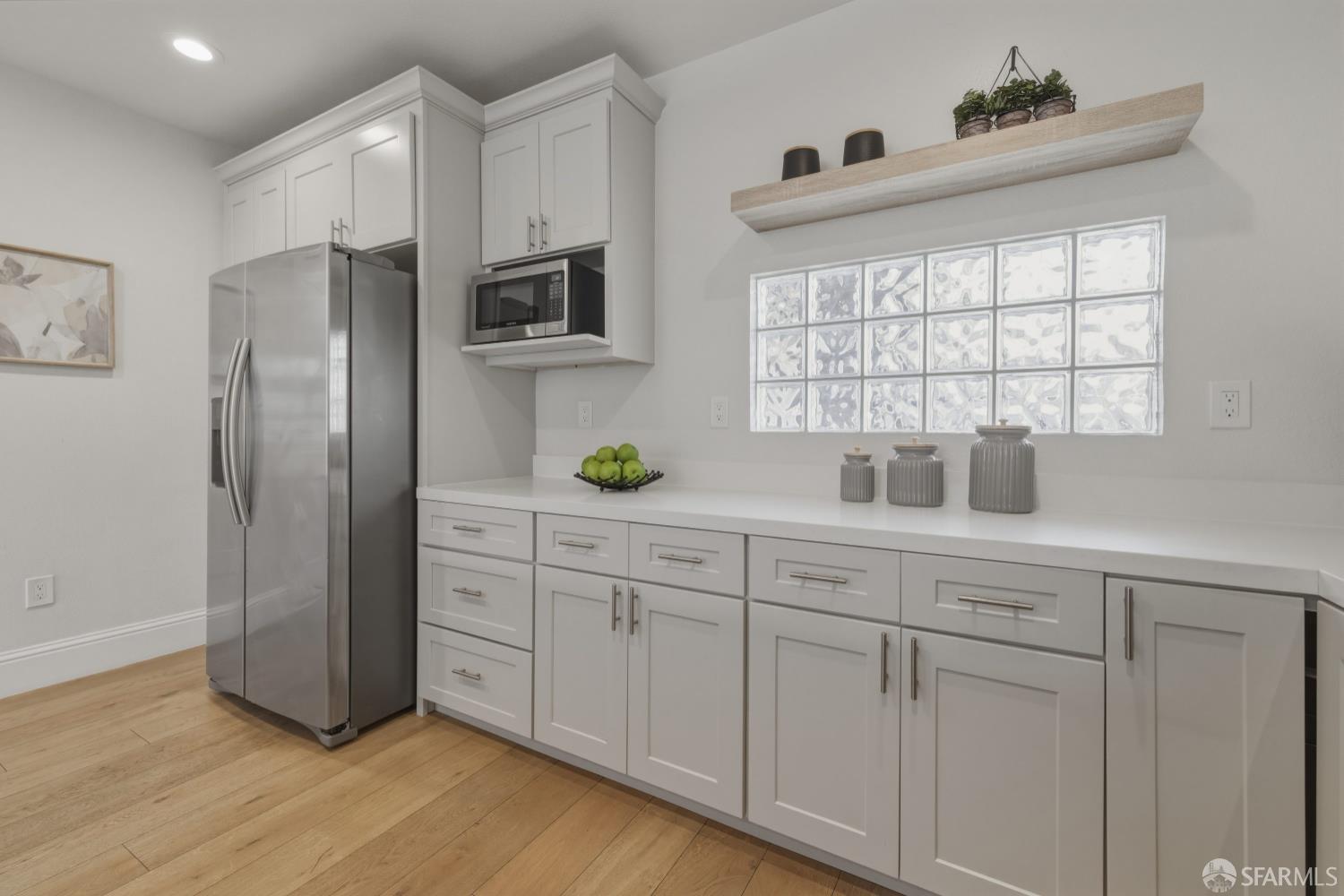 Detail Gallery Image 12 of 44 For 530 El Camino Real #309,  Burlingame,  CA 94010 - 2 Beds | 2 Baths