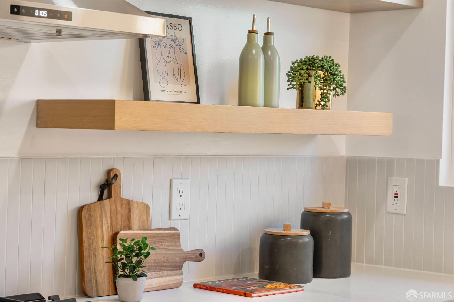 Detail Gallery Image 14 of 43 For 2670 Illinois St, East Palo Alto,  CA 94303 - 3 Beds | 1 Baths