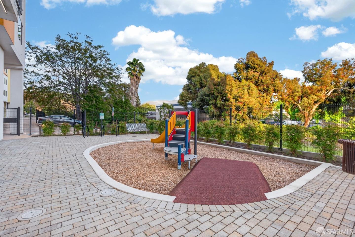 Detail Gallery Image 42 of 62 For 42111 Osgood Rd #304,  Fremont,  CA 94539 - 3 Beds | 2 Baths