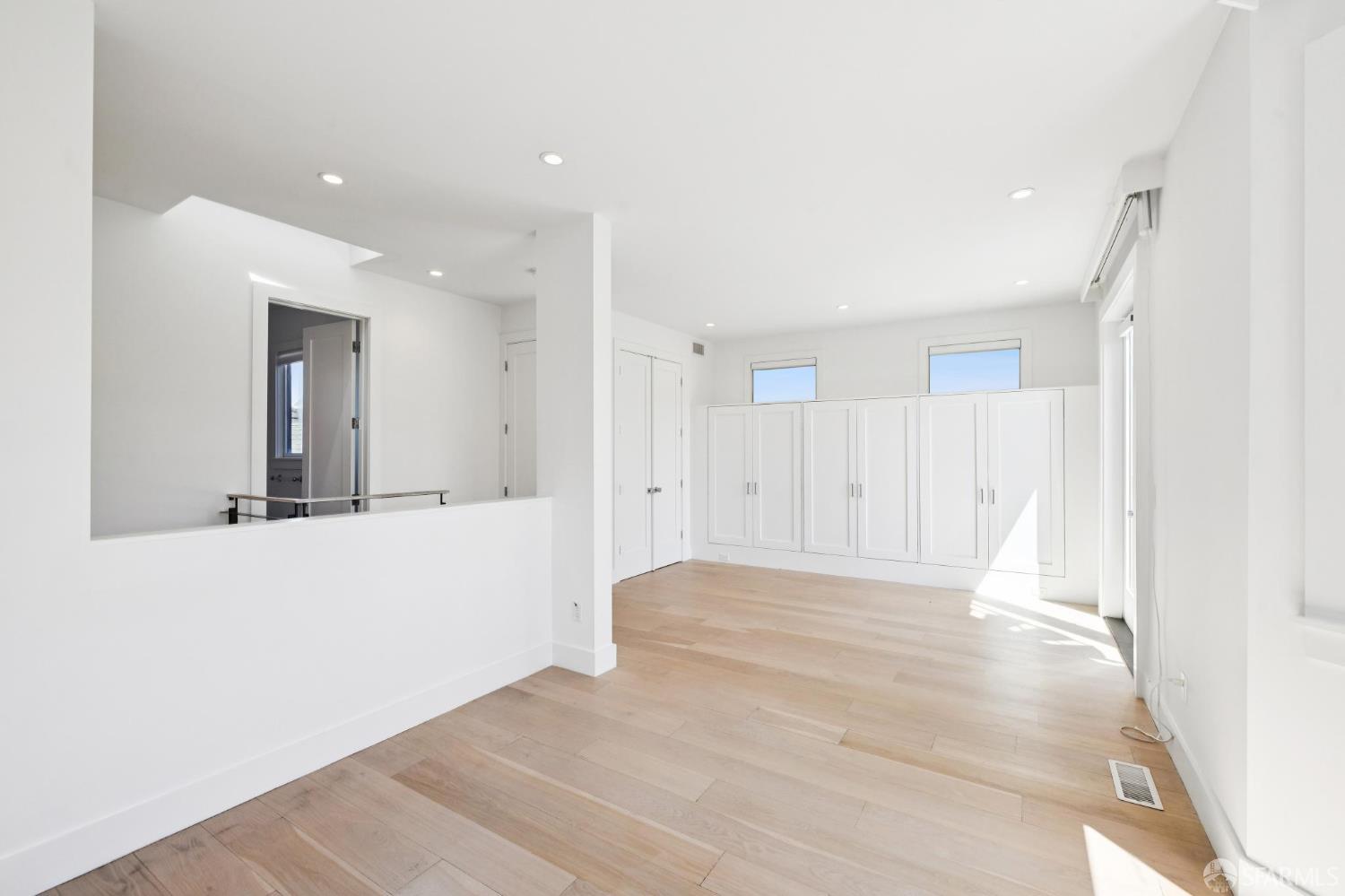 Detail Gallery Image 26 of 44 For 2977 21st St, San Francisco,  CA 94110 - – Beds | – Baths