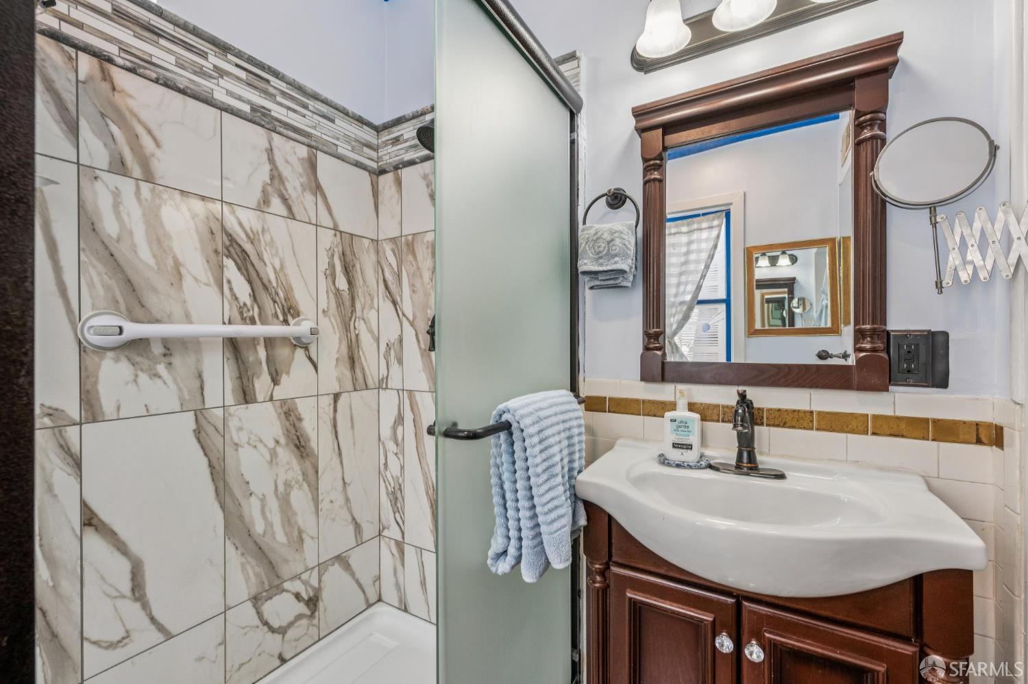 300 Castro, San Francisco, CA, 94114