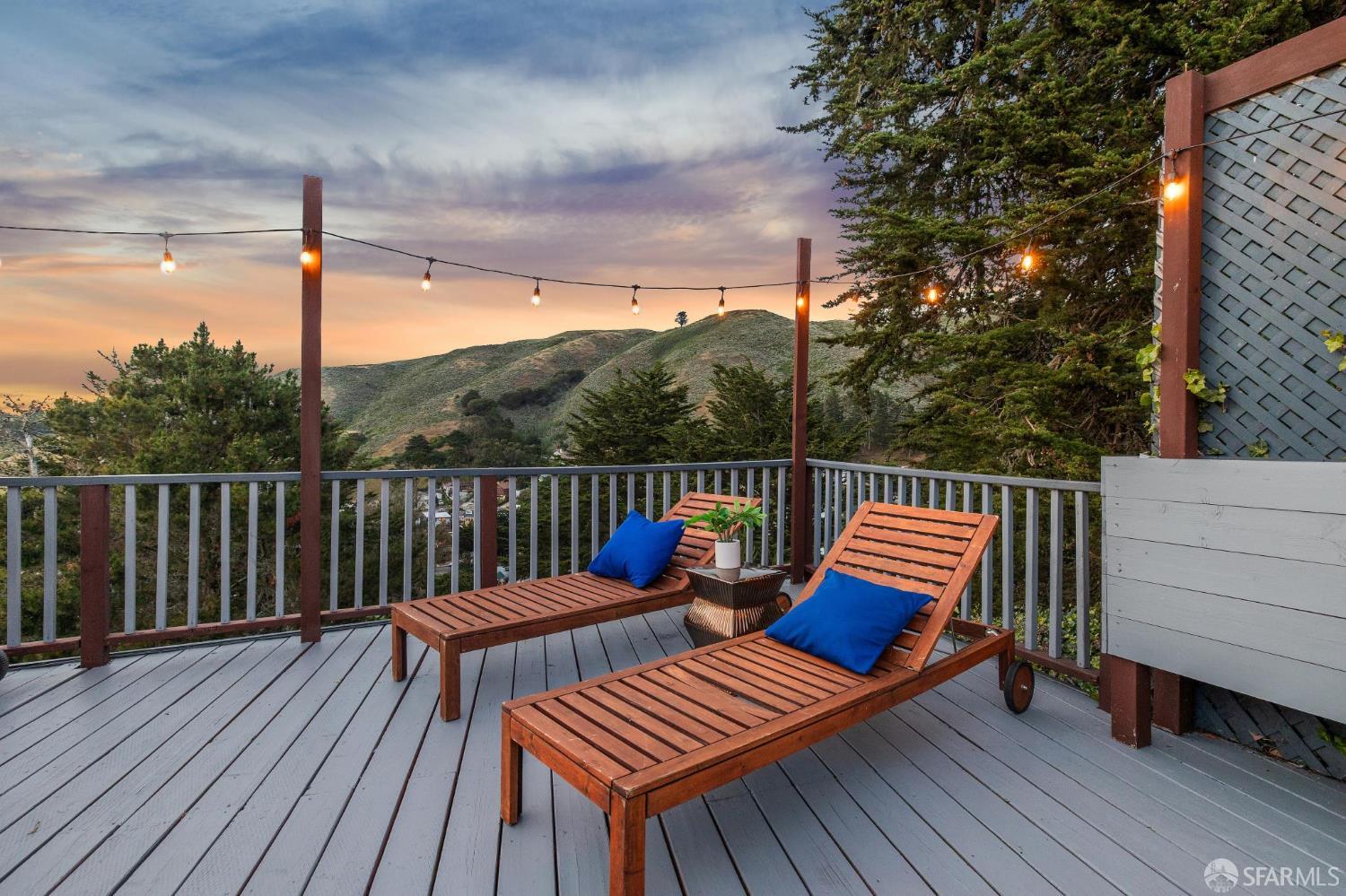 Detail Gallery Image 7 of 94 For 545 Talbot Ave, Pacifica,  CA 94044 - 4 Beds | 3 Baths