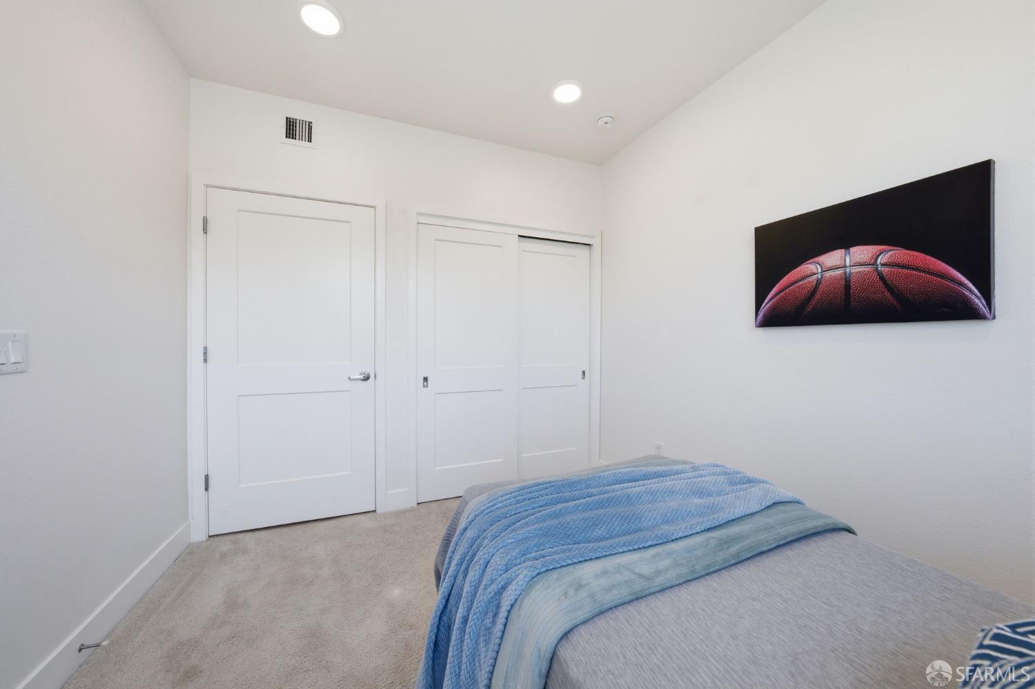 Detail Gallery Image 34 of 62 For 42111 Osgood Rd #304,  Fremont,  CA 94539 - 3 Beds | 2 Baths