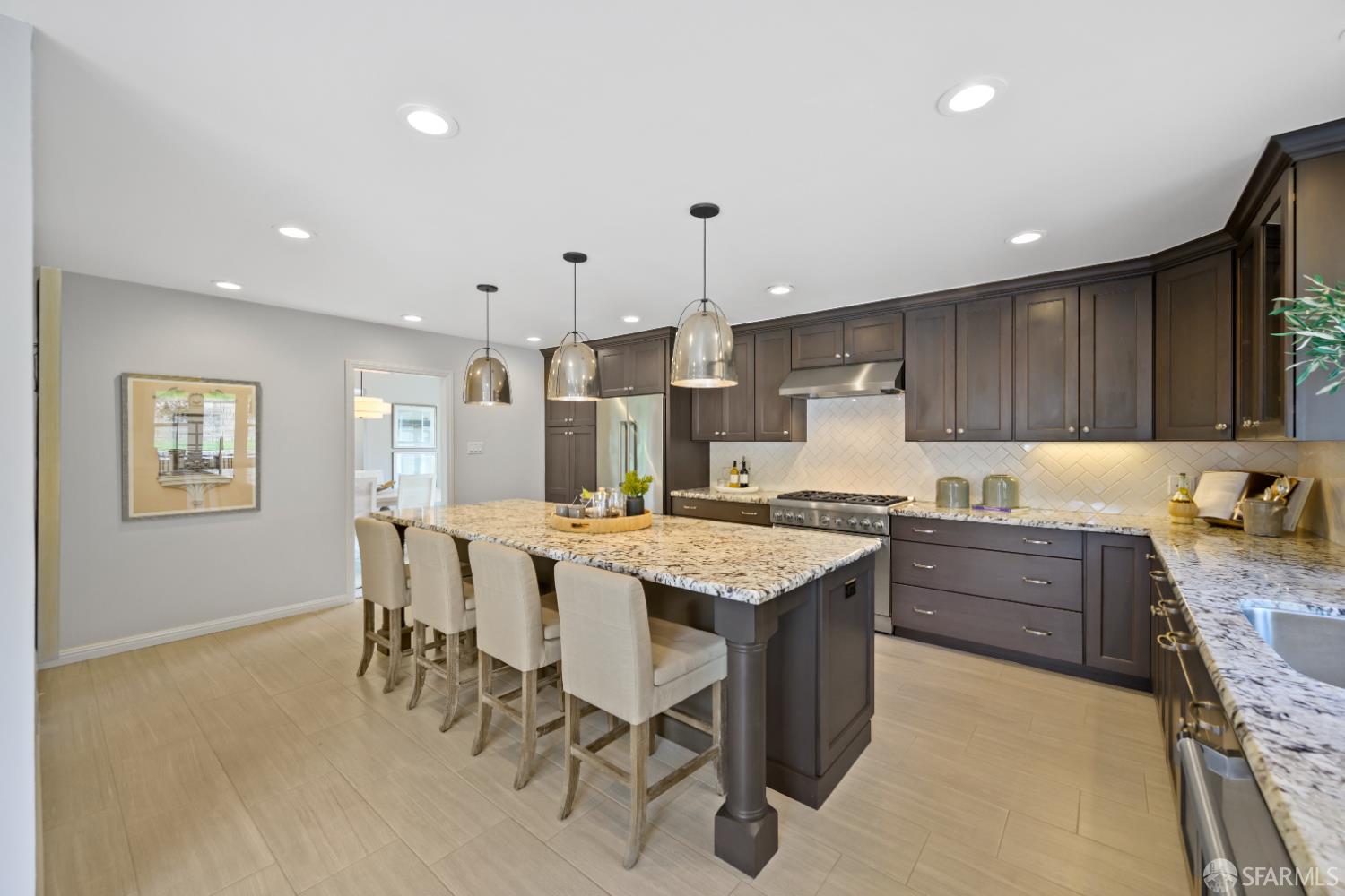 Detail Gallery Image 8 of 20 For 124 Vine St, San Carlos,  CA 94070 - 4 Beds | 2 Baths