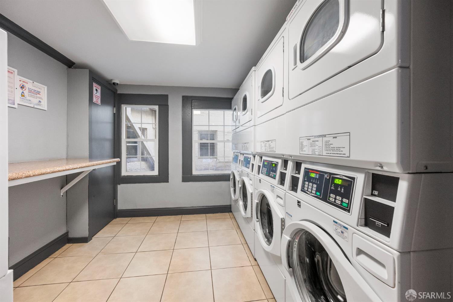 Photo #29: 426122002 Listing: Photo #29