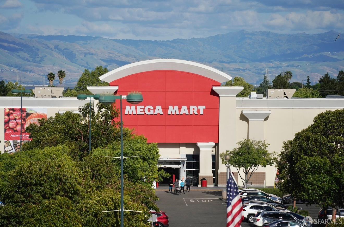 Detail Gallery Image 39 of 43 For 2670 Illinois St, East Palo Alto,  CA 94303 - 3 Beds | 1 Baths