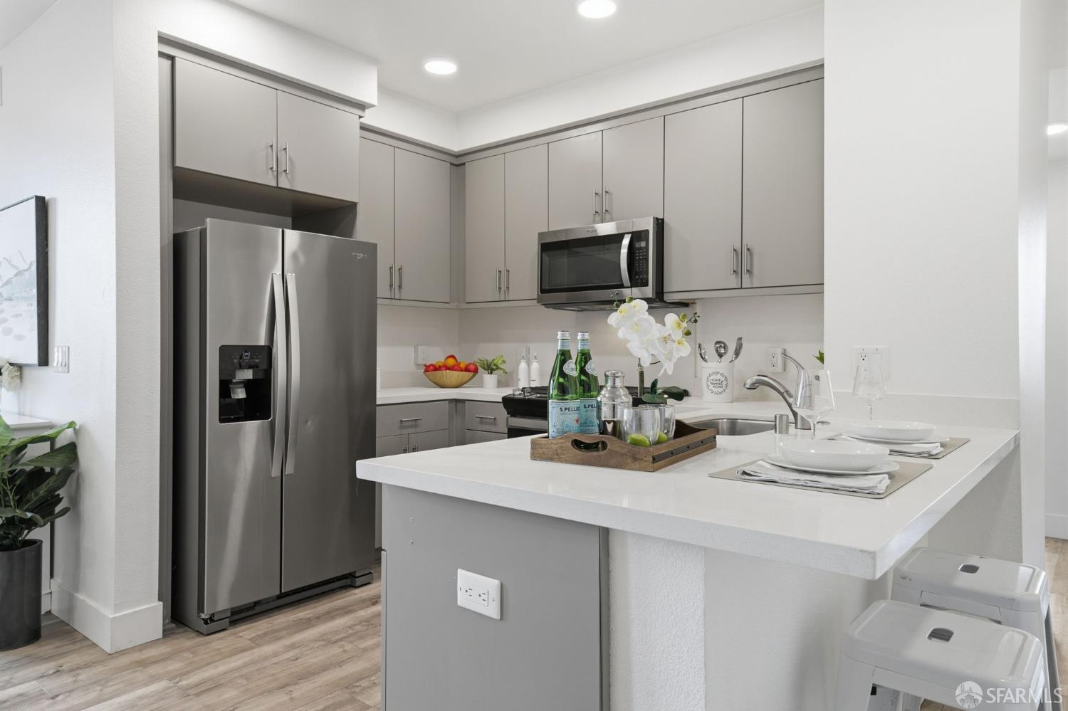 Detail Gallery Image 14 of 62 For 42111 Osgood Rd #304,  Fremont,  CA 94539 - 3 Beds | 2 Baths