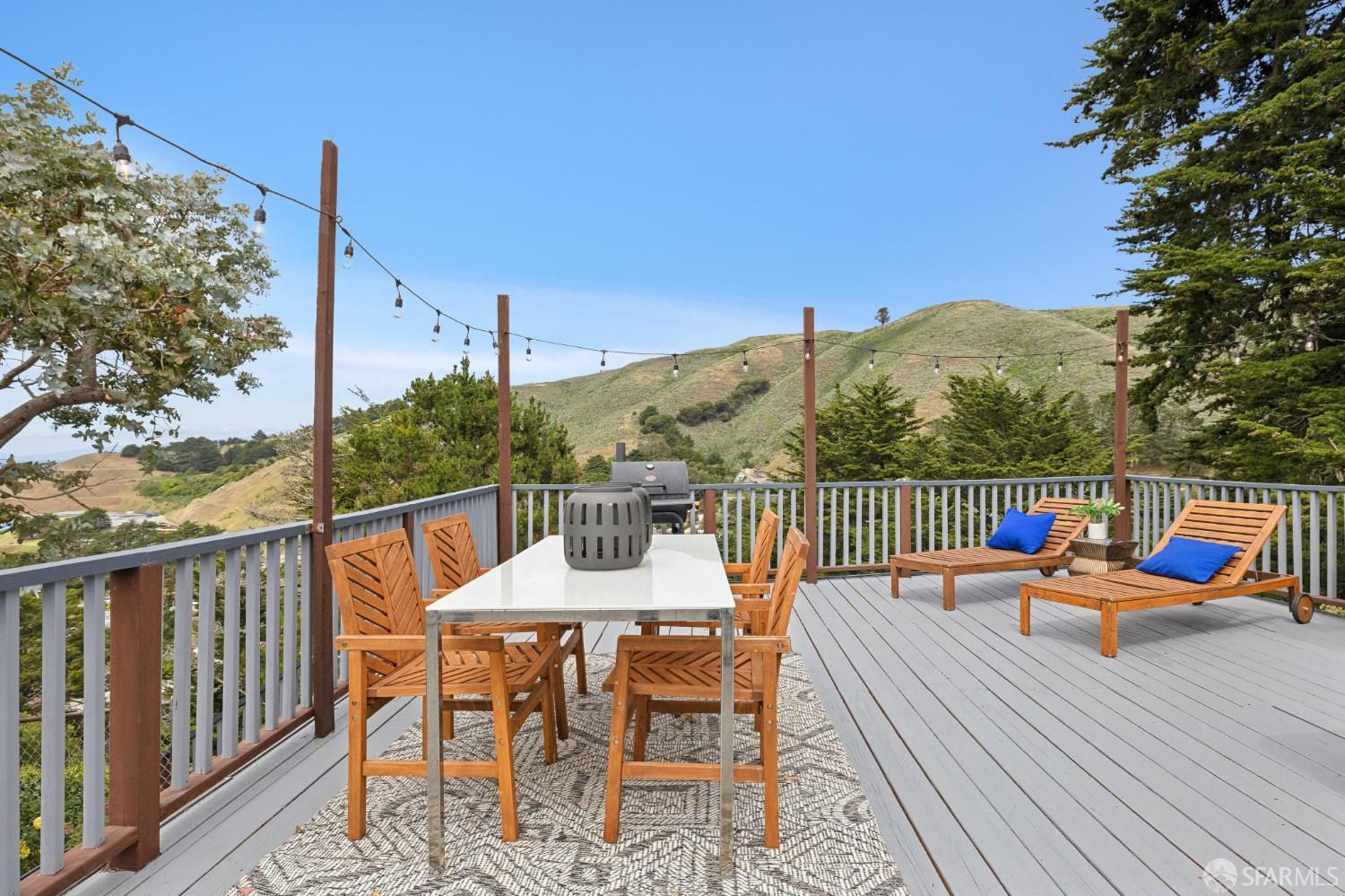 Detail Gallery Image 74 of 94 For 545 Talbot Ave, Pacifica,  CA 94044 - 4 Beds | 3 Baths