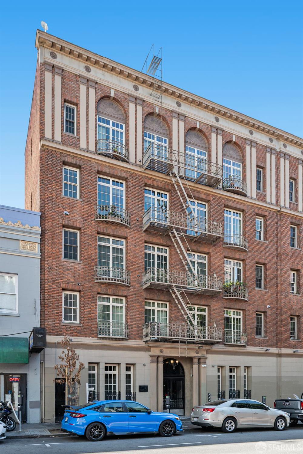 Photo #36: 426122002 Listing: Photo #36