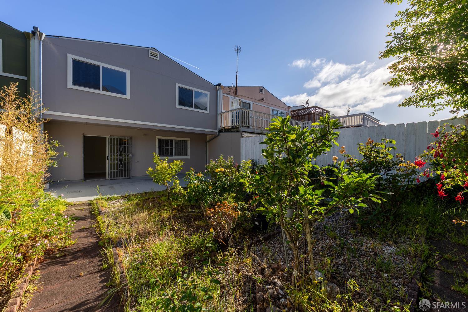 Detail Gallery Image 23 of 25 For 427 Ford St, Daly City,  CA 94014 - 4 Beds | 3 Baths