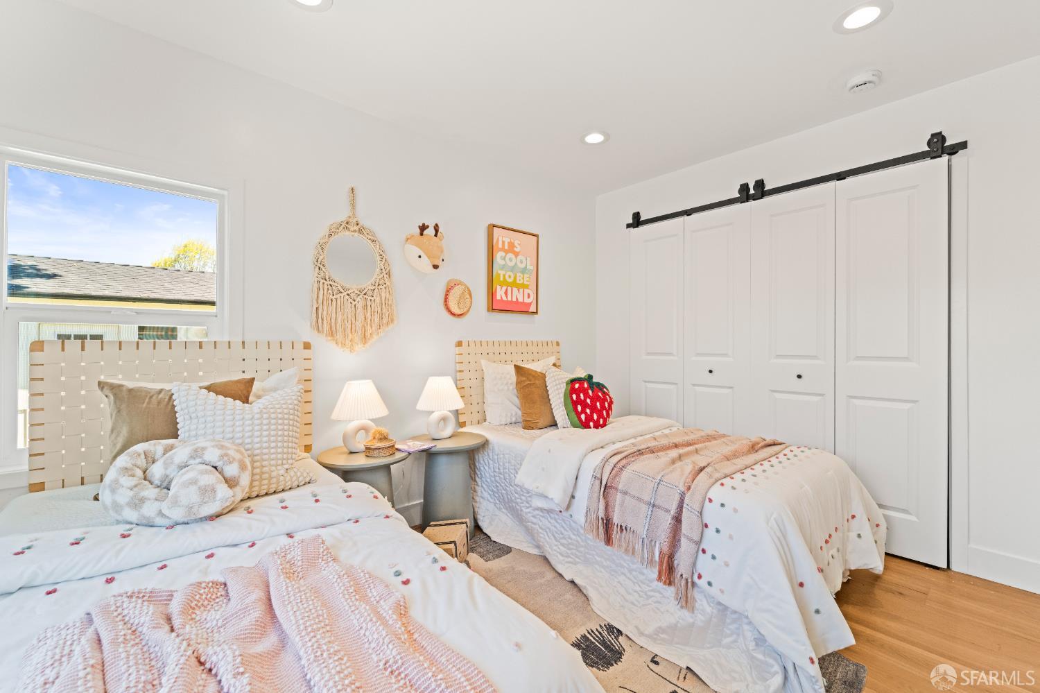 Detail Gallery Image 24 of 64 For 40 Ottawa St, San Mateo,  CA 94401 - 3 Beds | 3 Baths