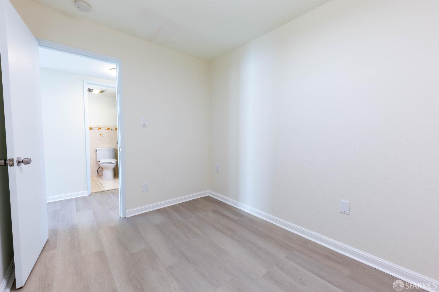 Detail Gallery Image 19 of 25 For 427 Ford St, Daly City,  CA 94014 - 4 Beds | 3 Baths