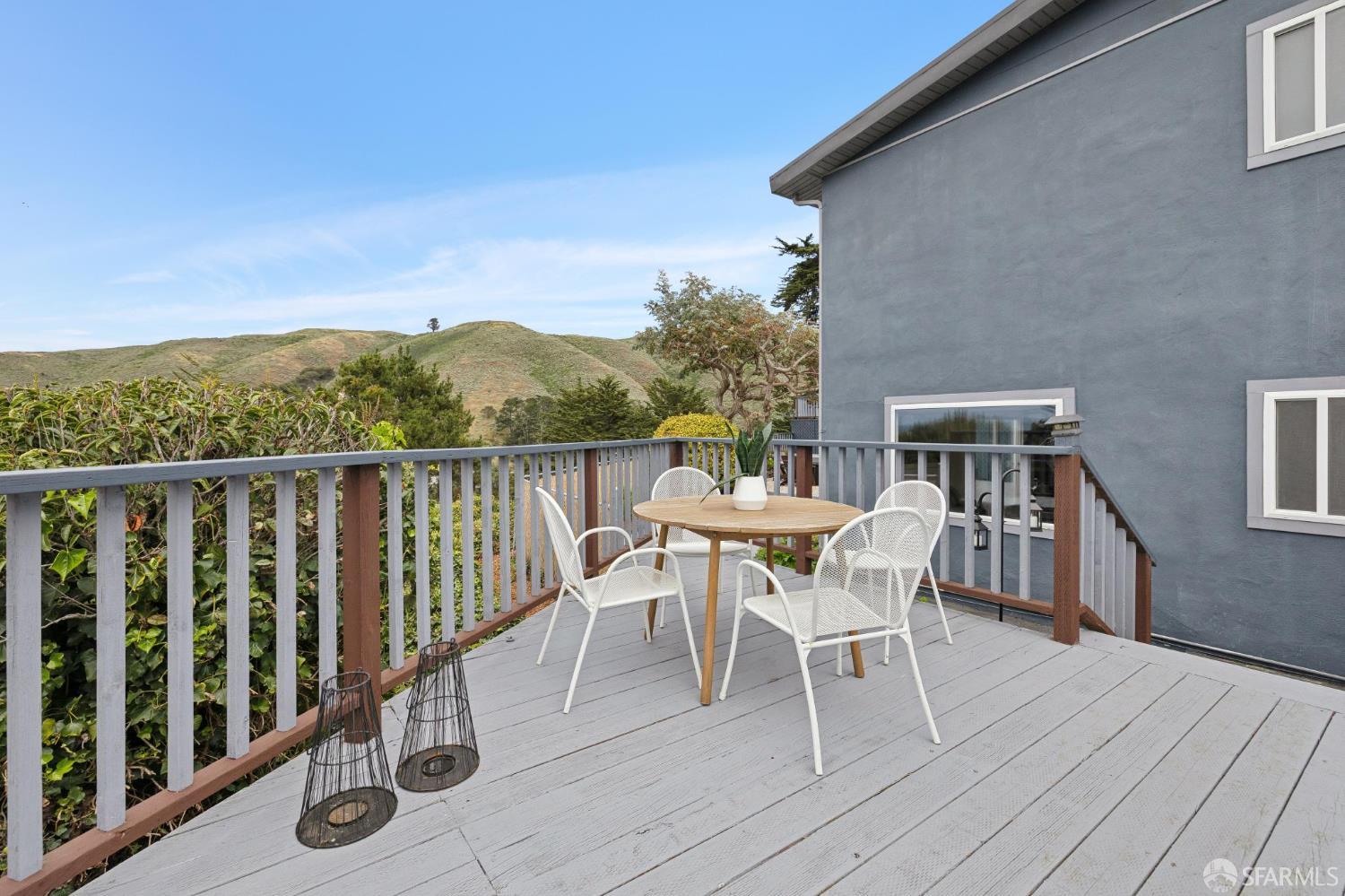 Detail Gallery Image 83 of 94 For 545 Talbot Ave, Pacifica,  CA 94044 - 4 Beds | 3 Baths