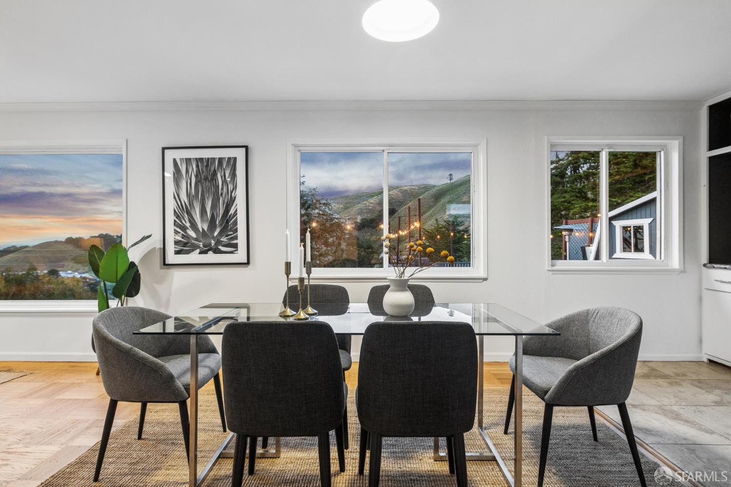 Detail Gallery Image 17 of 94 For 545 Talbot Ave, Pacifica,  CA 94044 - 4 Beds | 3 Baths