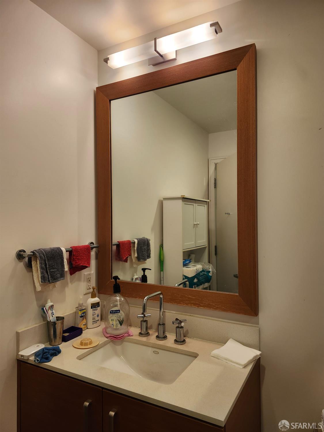 Photo #14: 426122432 Listing: Photo #14
