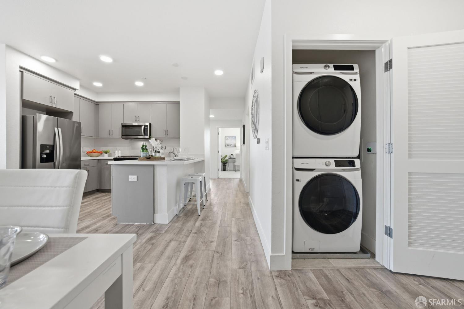 Detail Gallery Image 20 of 62 For 42111 Osgood Rd #304,  Fremont,  CA 94539 - 3 Beds | 2 Baths