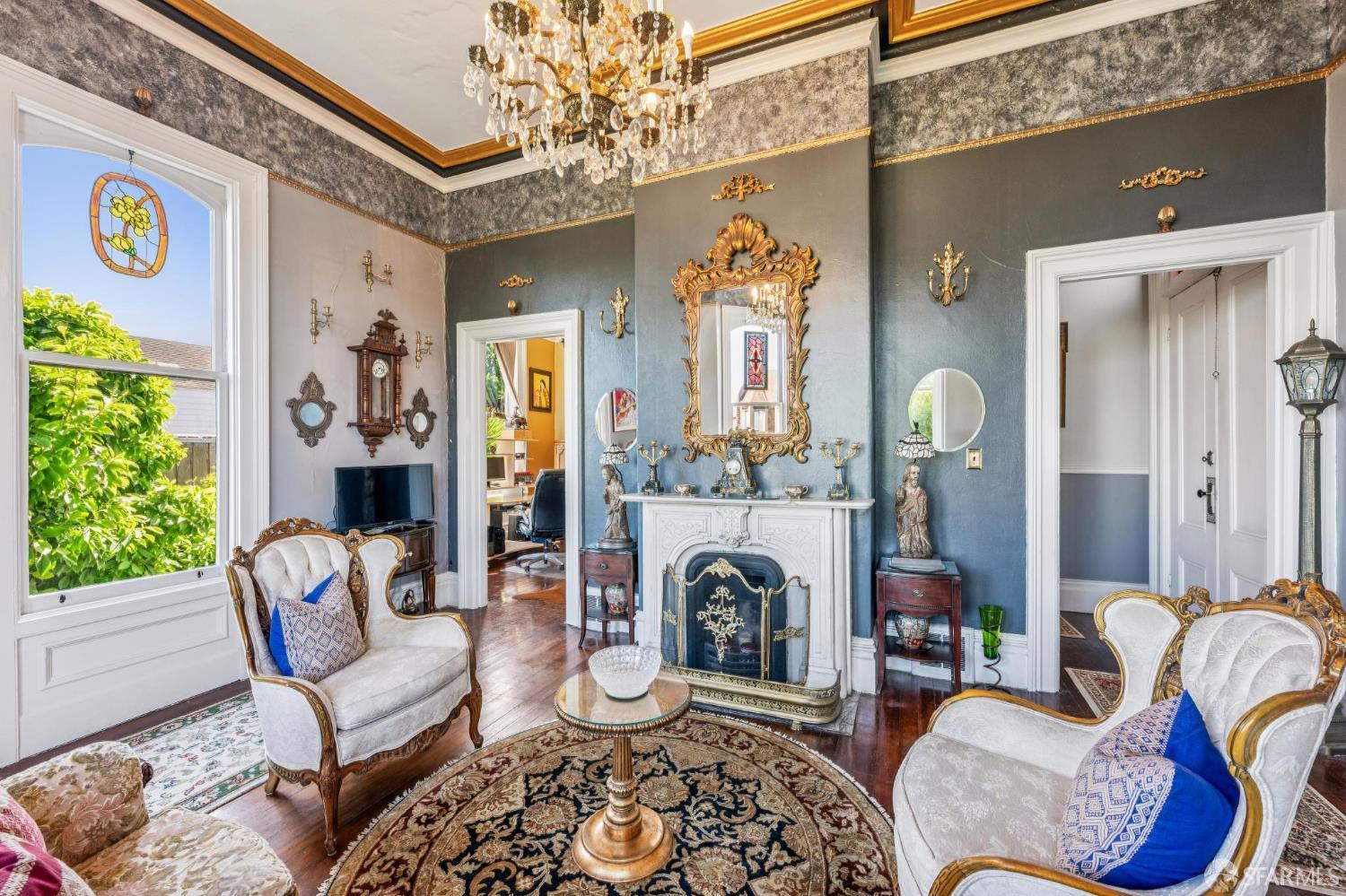 300 Castro, San Francisco, CA, 94114