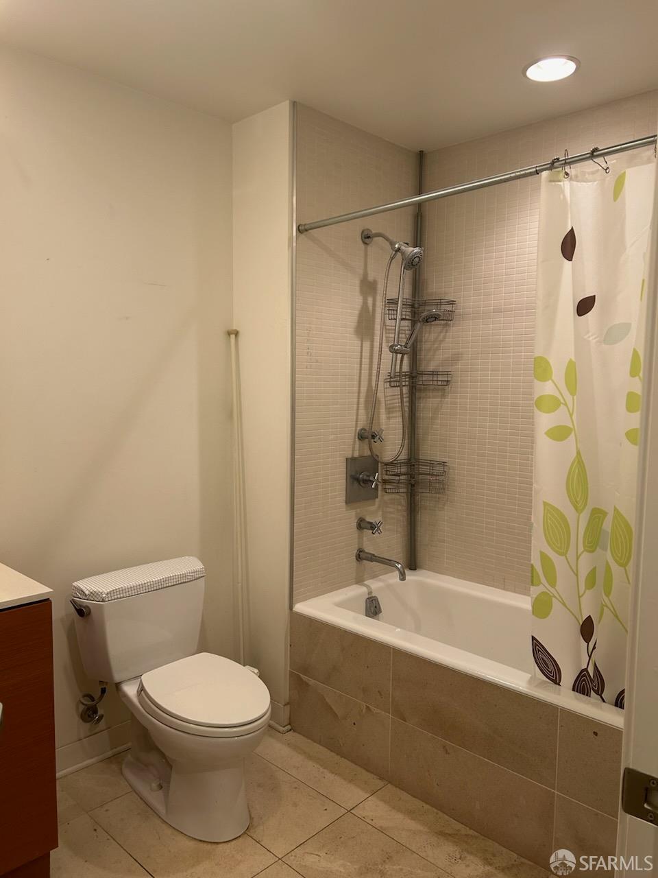 Photo #13: 426122432 Listing: Photo #13