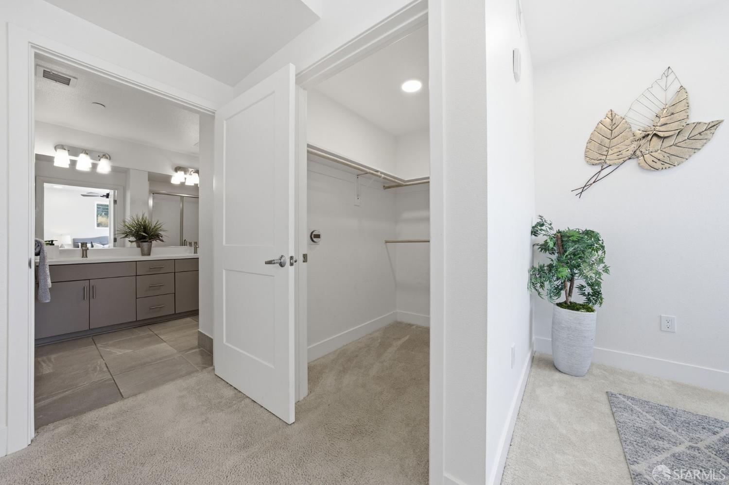 Detail Gallery Image 28 of 62 For 42111 Osgood Rd #304,  Fremont,  CA 94539 - 3 Beds | 2 Baths