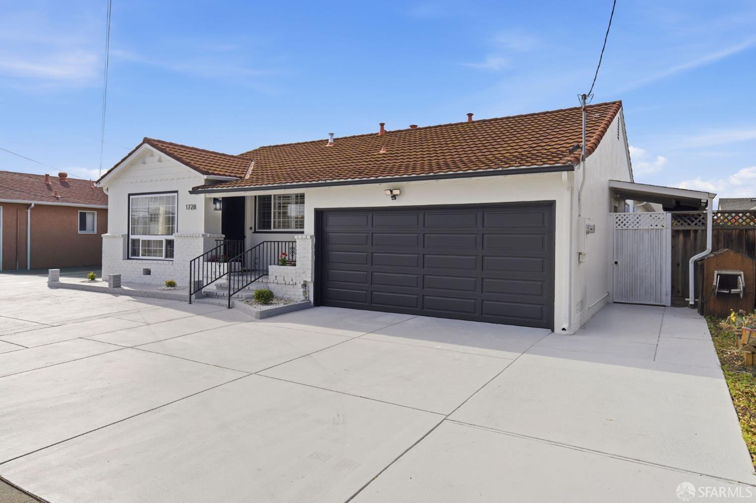 Detail Gallery Image 6 of 52 For 1728 Hubbard Ave, San Leandro,  CA 94579 - 3 Beds | 2/1 Baths