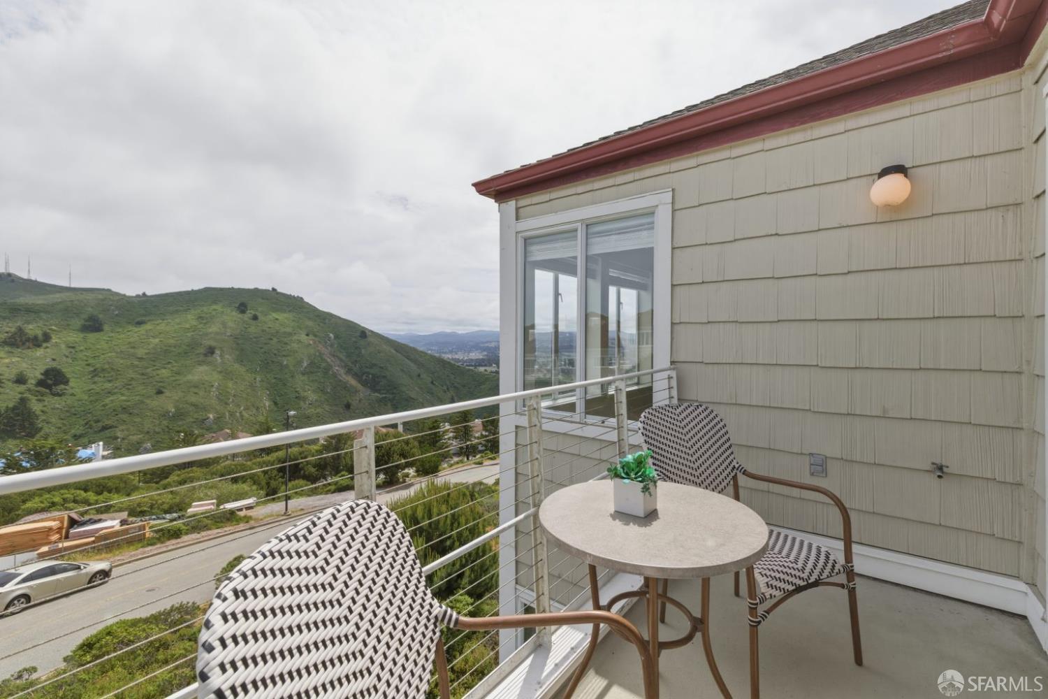 Detail Gallery Image 12 of 47 For 743 Green Ridge Dr #1,  Daly City,  CA 94014 - 2 Beds | 2 Baths