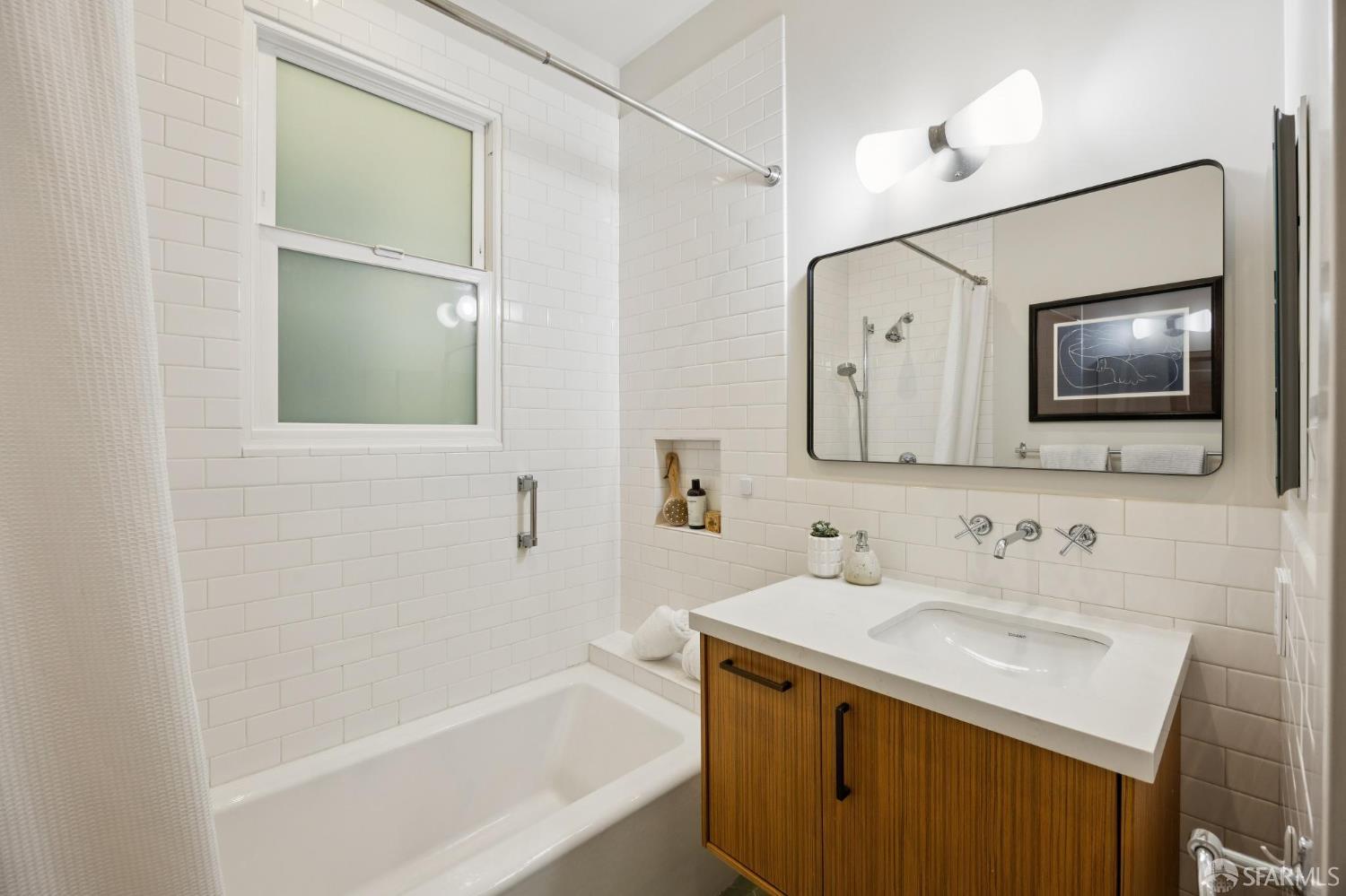 Photo #42: 426120997 Listing: Photo #42