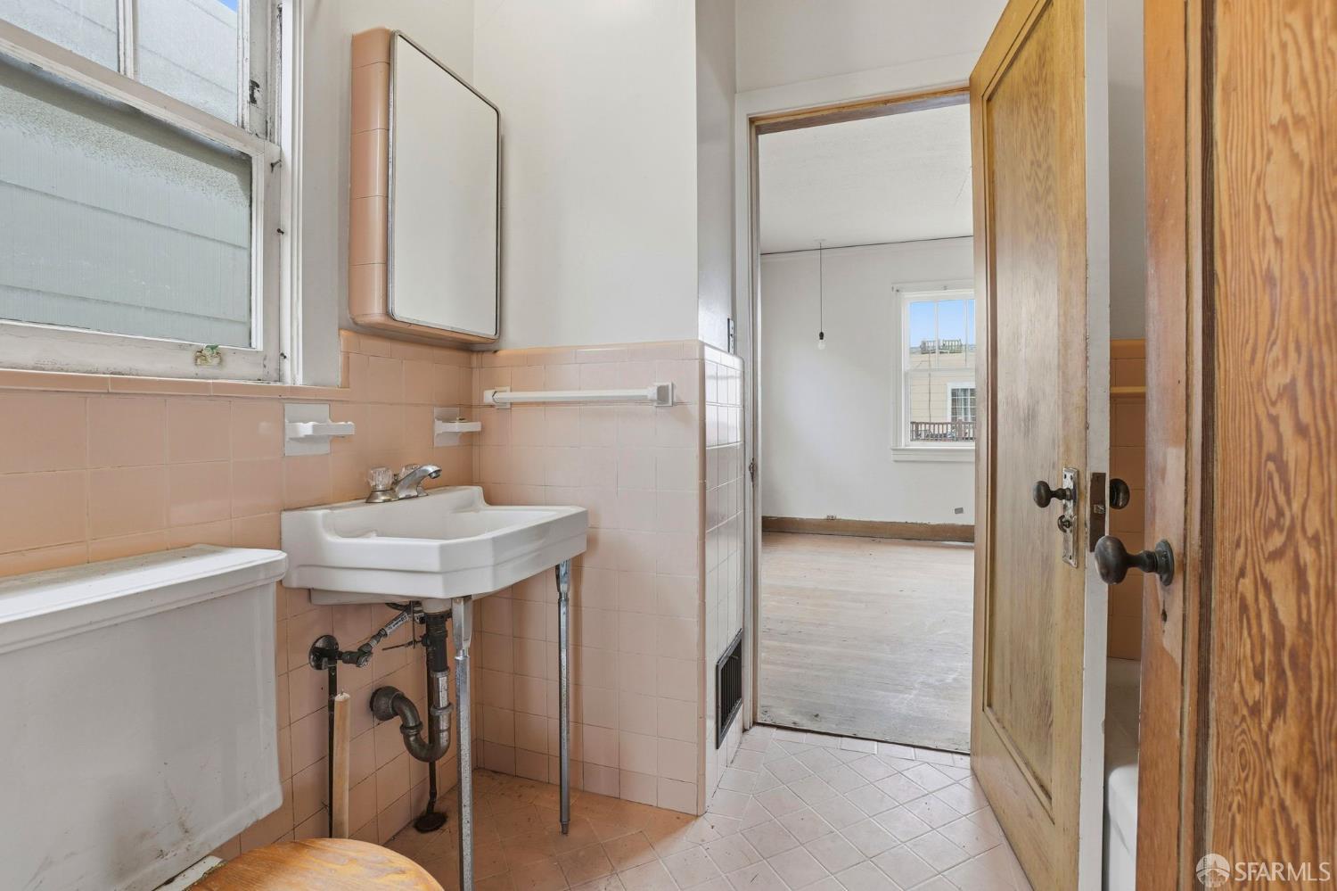 1956 Great Highway, San Francisco, CA, 94116