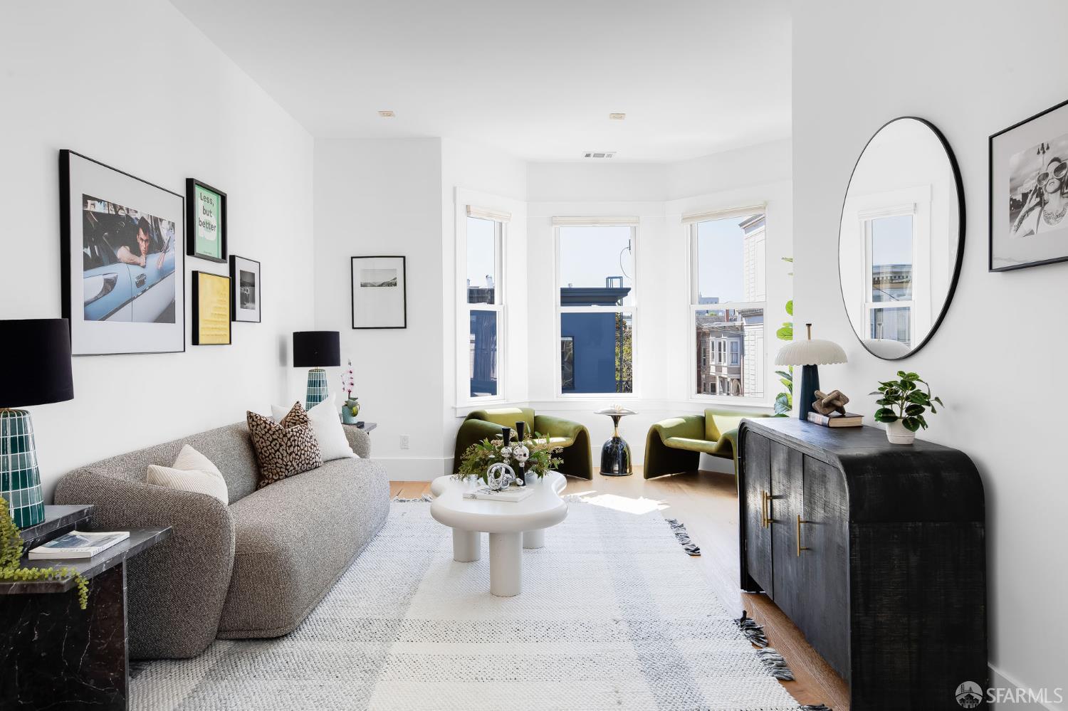 Photo #4: 426122485 Listing: Photo #4