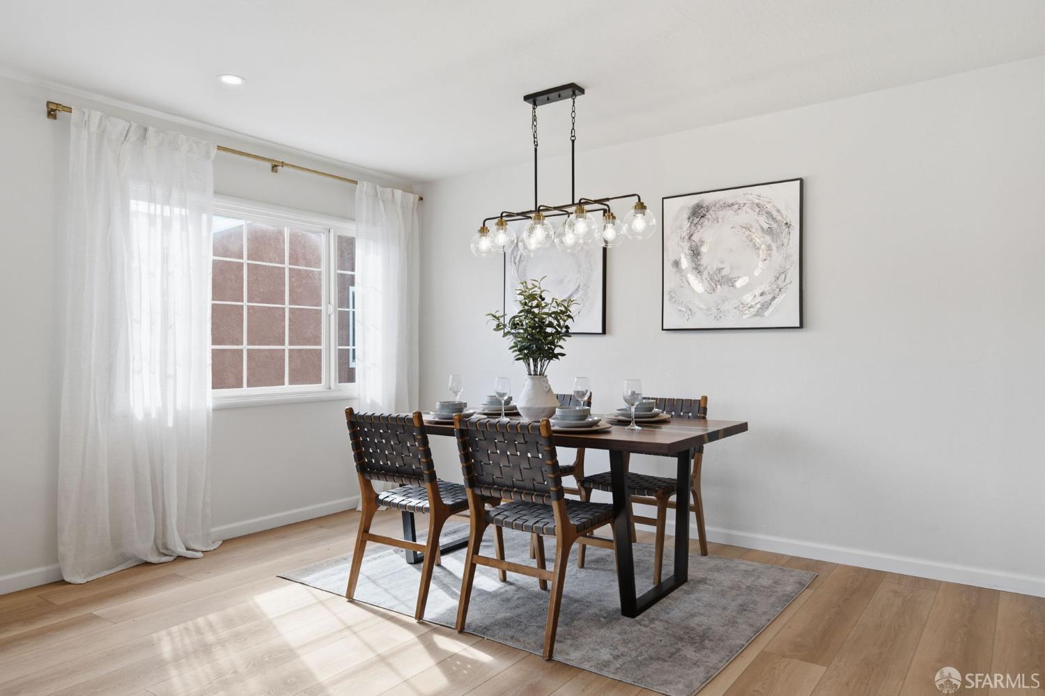 Detail Gallery Image 11 of 52 For 1728 Hubbard Ave, San Leandro,  CA 94579 - 3 Beds | 2/1 Baths