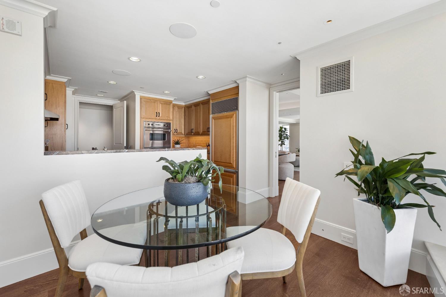 Photo #14: 426110092 Listing: Photo #14