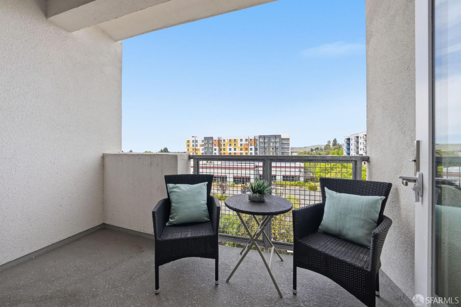 Detail Gallery Image 19 of 62 For 42111 Osgood Rd #304,  Fremont,  CA 94539 - 3 Beds | 2 Baths