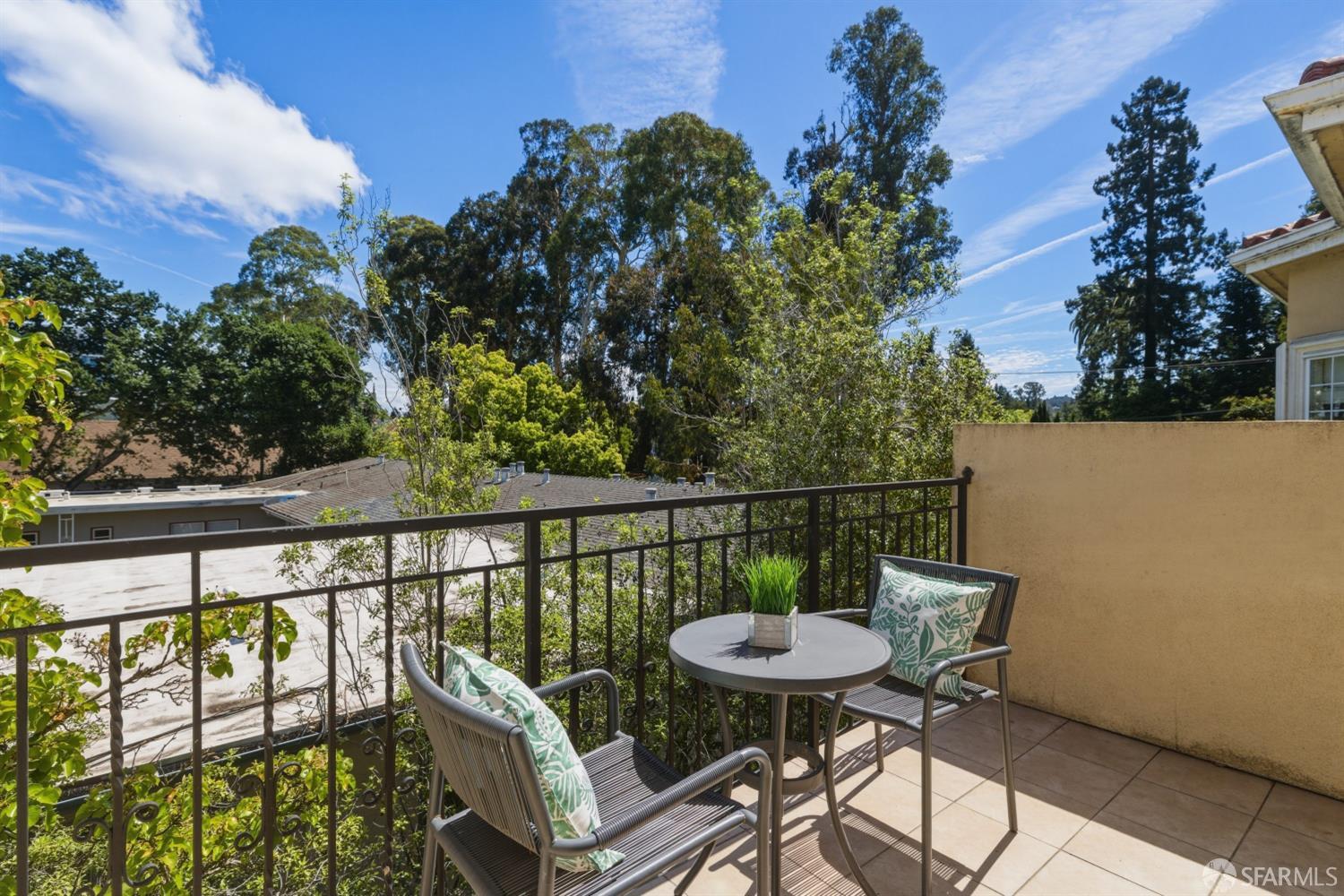 Detail Gallery Image 26 of 44 For 530 El Camino Real #309,  Burlingame,  CA 94010 - 2 Beds | 2 Baths