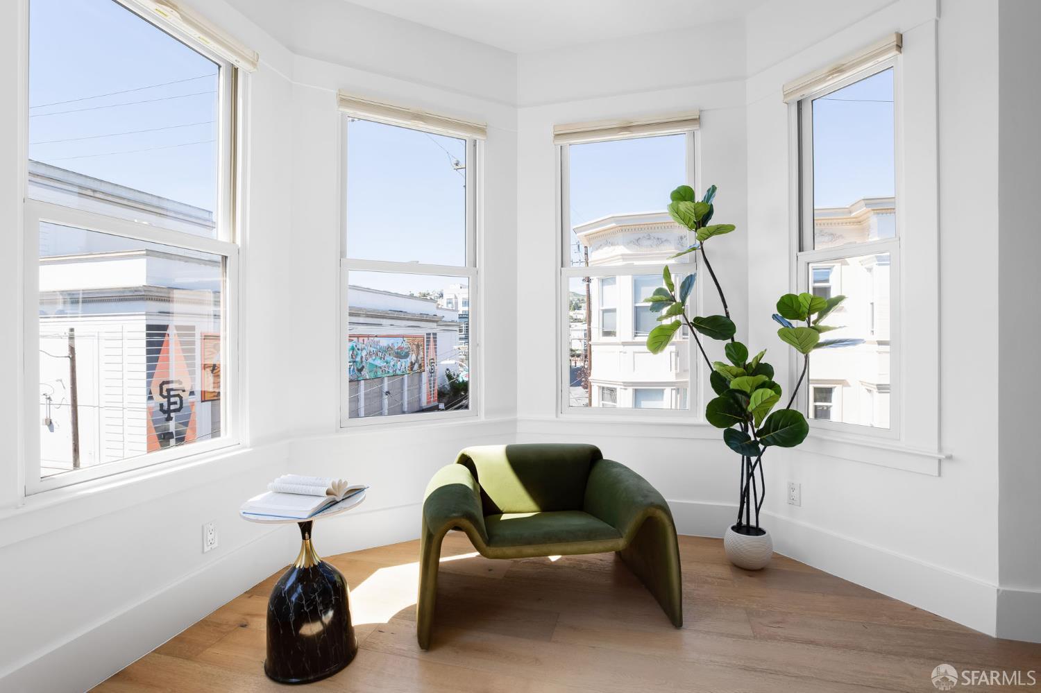 Photo #5: 426122485 Listing: Photo #5