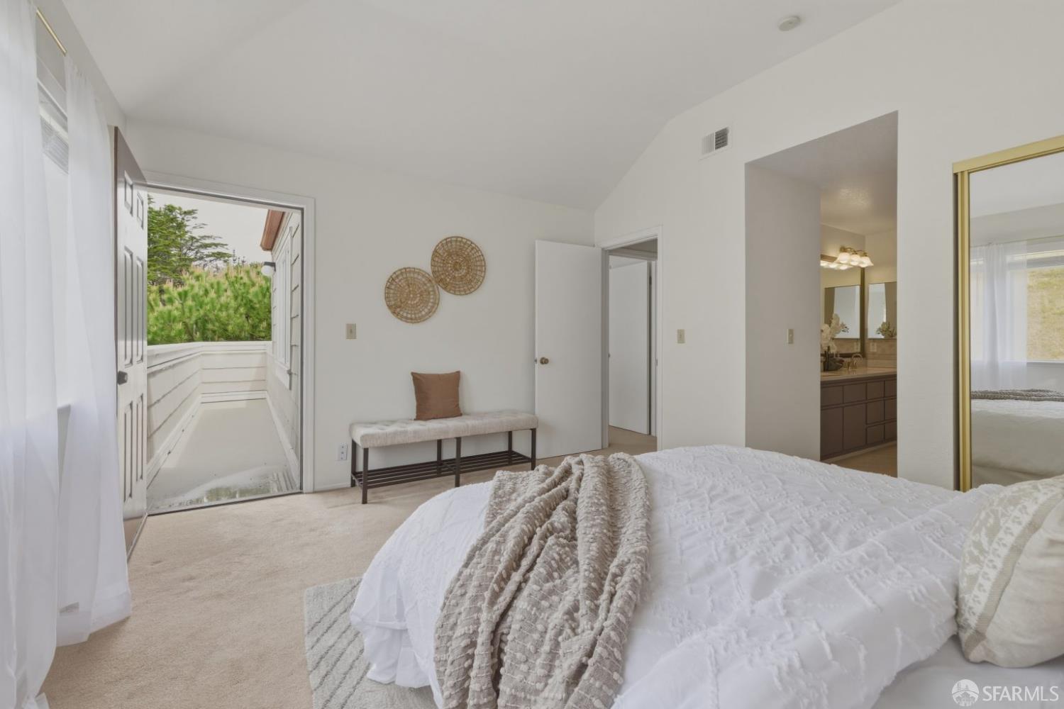 Detail Gallery Image 33 of 47 For 743 Green Ridge Dr #1,  Daly City,  CA 94014 - 2 Beds | 2 Baths