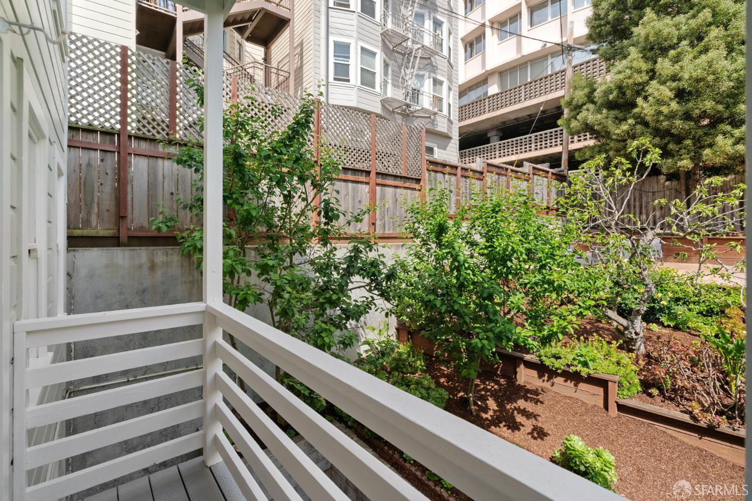 Photo #15: 426101590 Listing: Photo #15