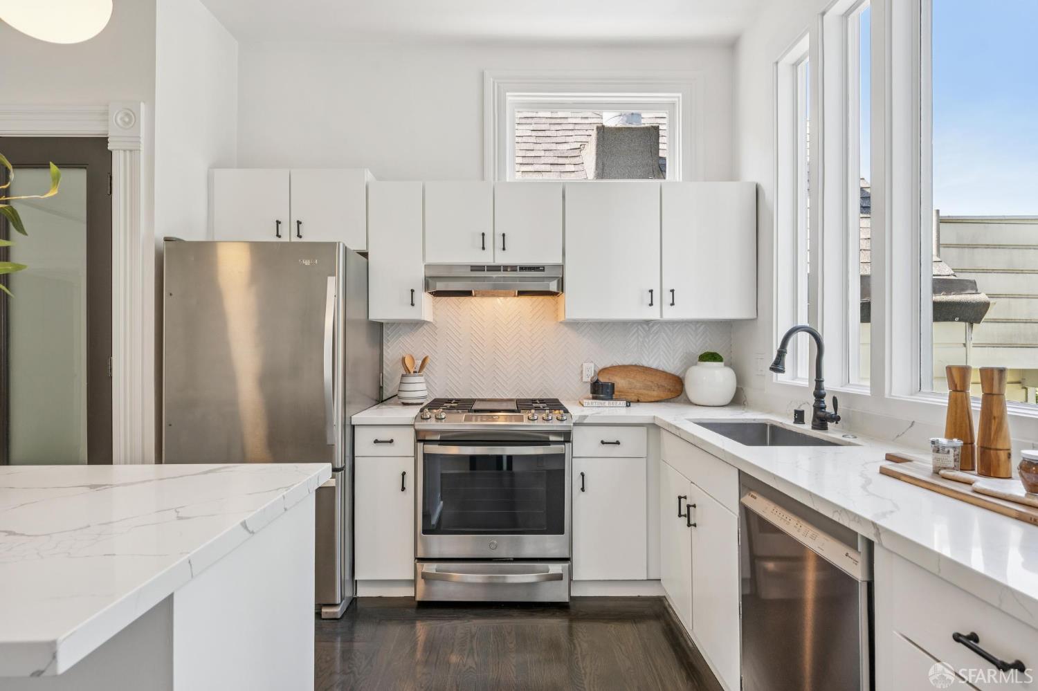 4118 20th, San Francisco, CA, 94114