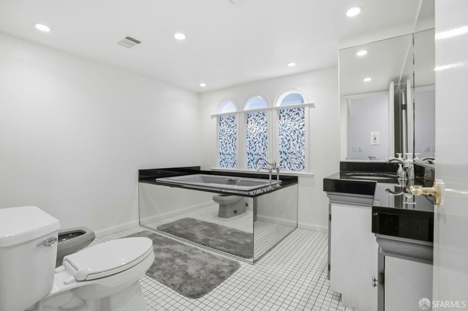 Detail Gallery Image 24 of 36 For 1112 Oddstad Blvd, Pacifica,  CA 94044 - 3 Beds | 3 Baths