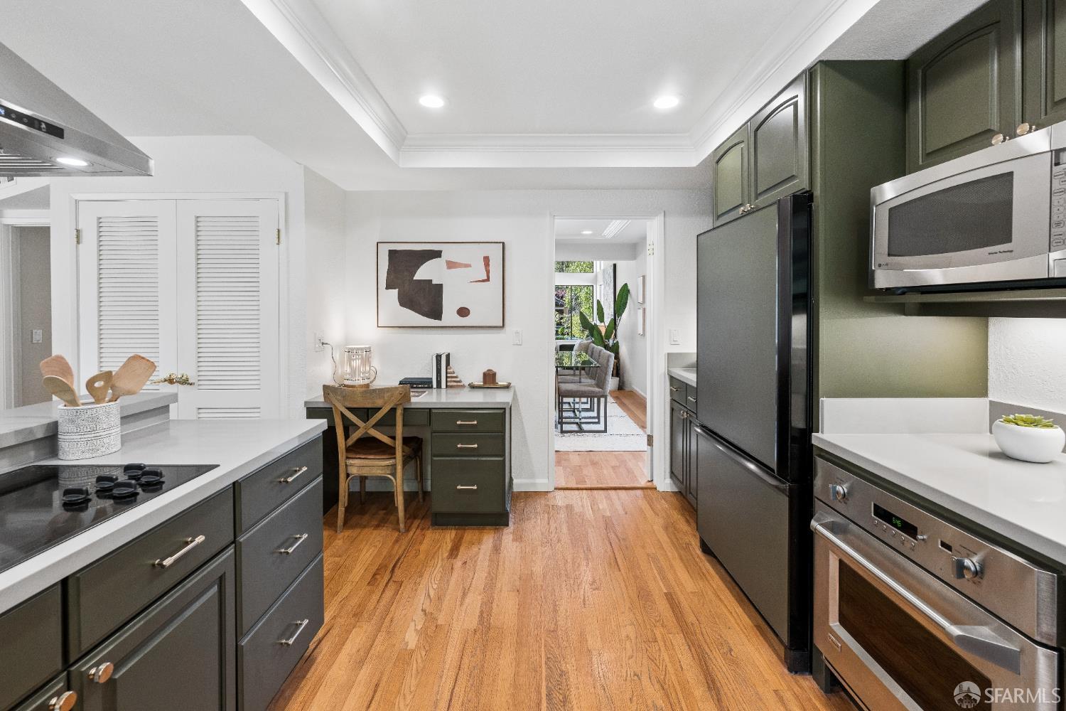 Detail Gallery Image 11 of 46 For 1940 Spyglass Dr, San Bruno,  CA 94066 - 4 Beds | 2/1 Baths