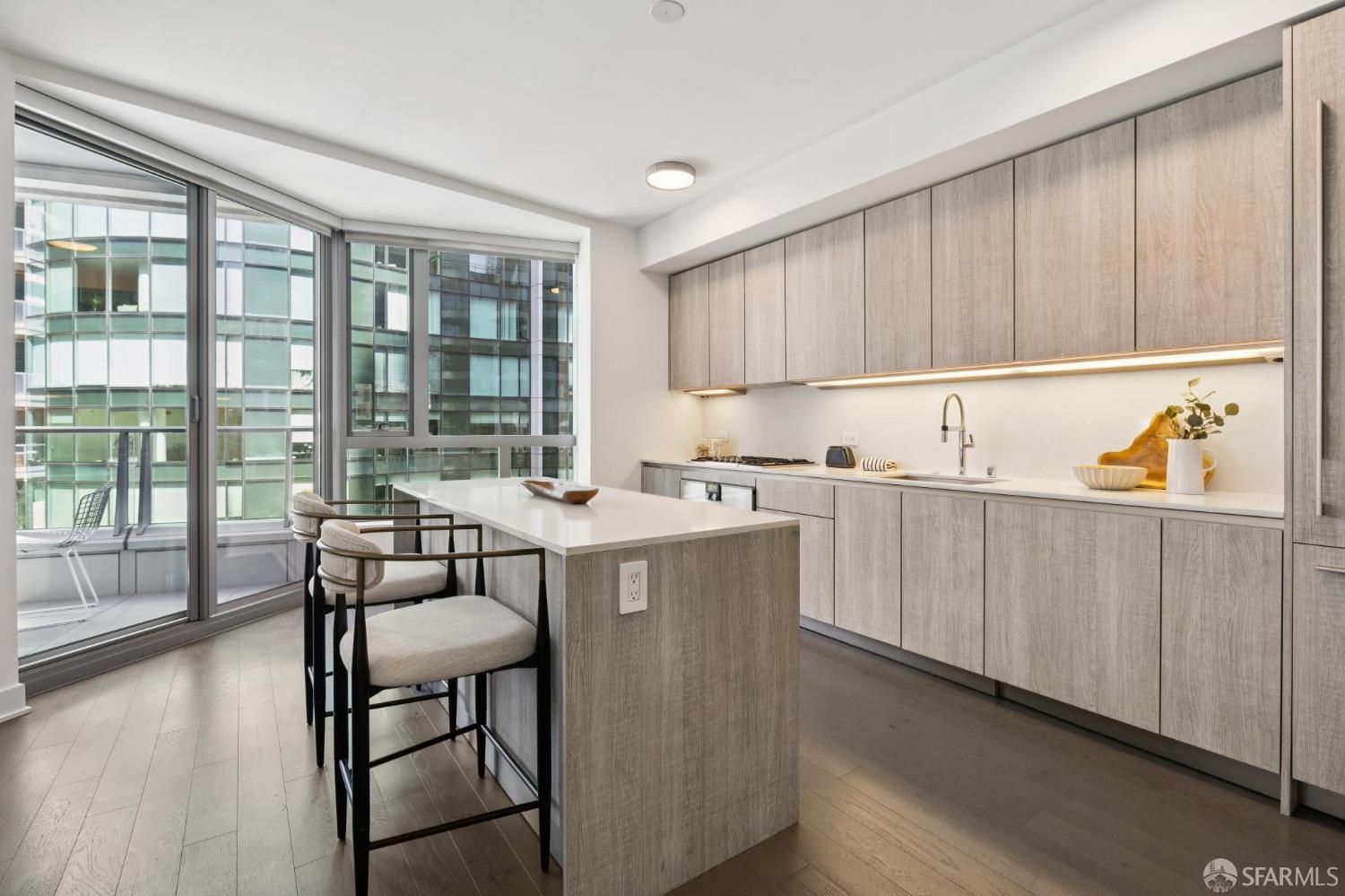 Photo #19: 426122687 Listing: Photo #19