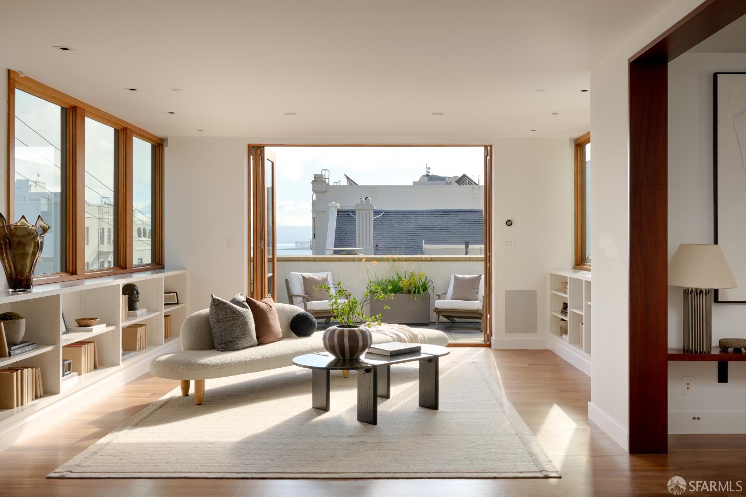 Detail Gallery Image 17 of 43 For 65 Montclair Ter, San Francisco,  CA 94109 - 4 Beds | 4/1 Baths