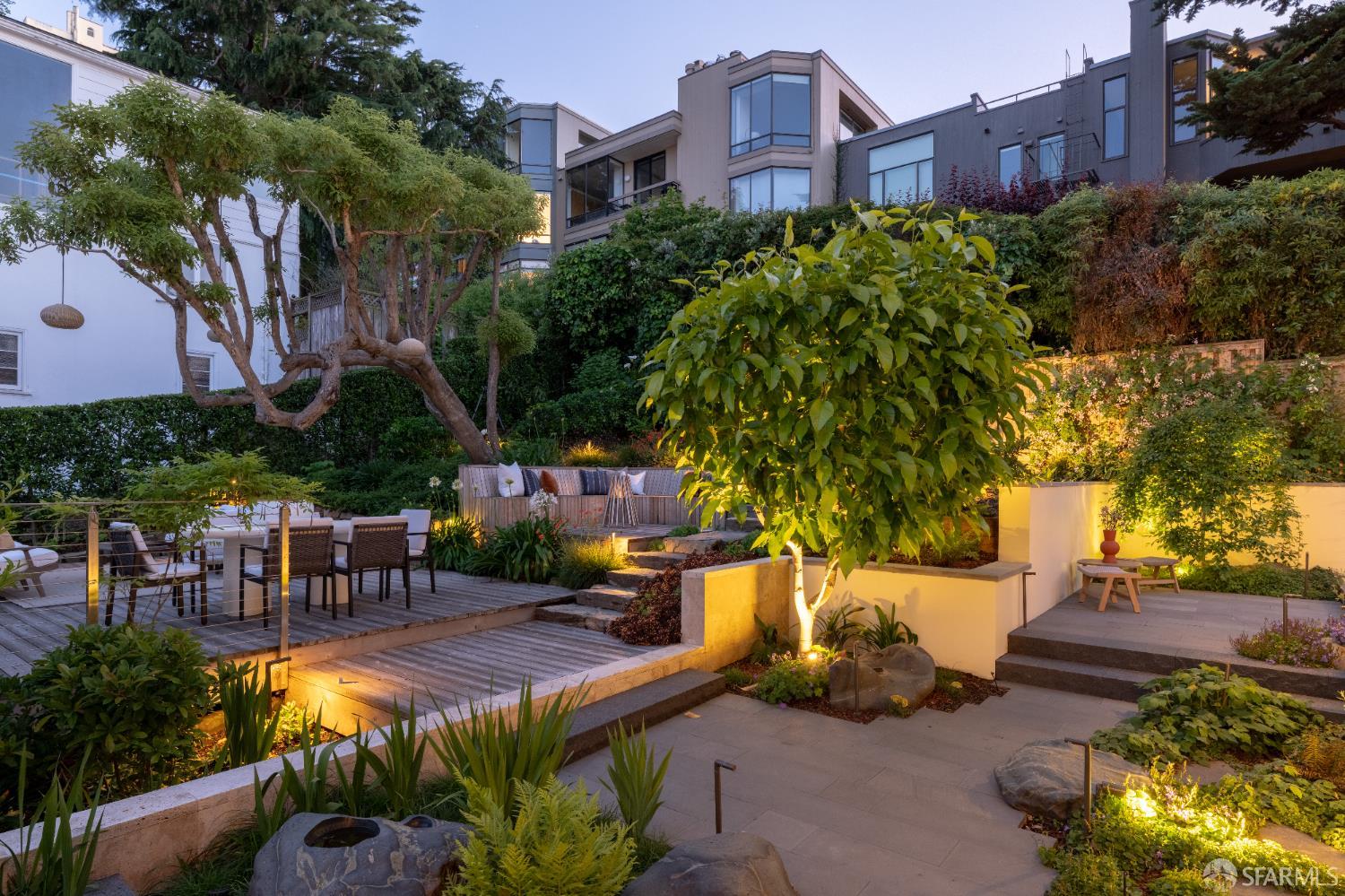 Detail Gallery Image 8 of 43 For 65 Montclair Ter, San Francisco,  CA 94109 - 4 Beds | 4/1 Baths