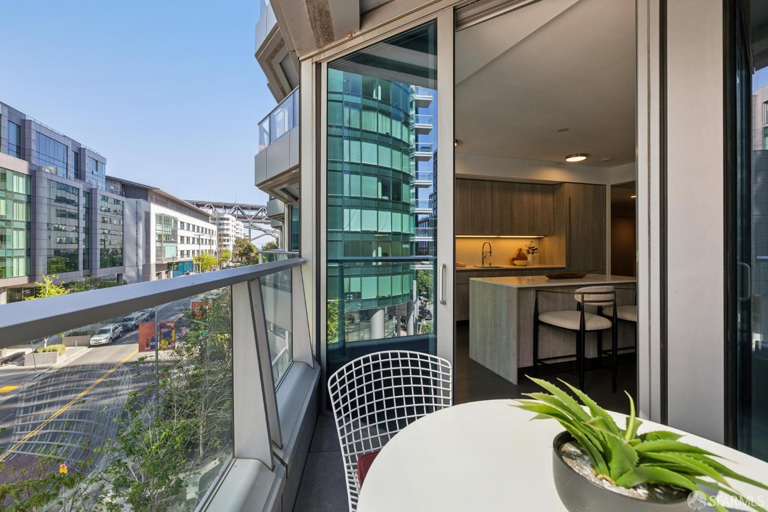 Photo #27: 426122687 Listing: Photo #27